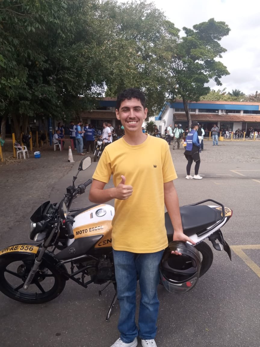 Aluno aprovado na categoria A - Moto